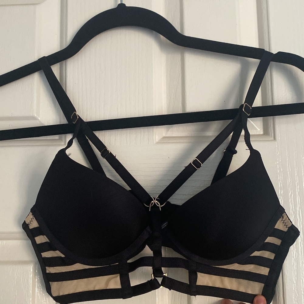 🖤 ‘Bras N Things’ black cage push up bra. 🖤 - Picture 4 of 4
